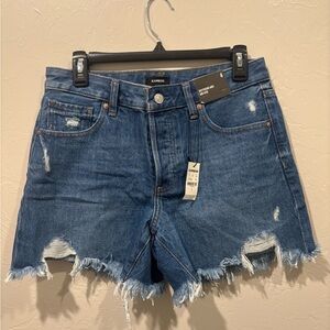 Express NWT Women's Distressed Jean Shorts